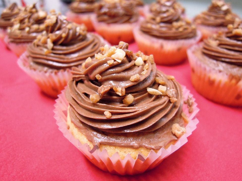 Cupcakes with Snickers